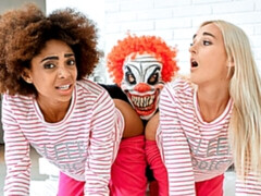 お尻, 黒人, ブロンド, フェラチオ, バック, 異人種間, ティーン, 三人