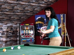 Cul, Grosse bite, Brunette brune, Hard, Mature, Mère que j'aimerais baiser, Maman, Chatte