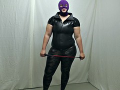 Enthousiasteling, Bondage discipline sadomasochisme, Dominante vrouw, Duits, Latex