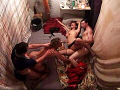 Gros seins, Blonde, Sucer une bite, En levrette, Groupe, Branlette thaïlandaise, Adolescente, Pute