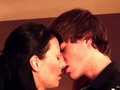 Sucer une bite, Petit ami, Fille, Embrassement, Mère que j'aimerais baiser, Rugueux