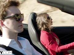 Anaal, Grote mammen, Pijpbeurt, Bruinharig, Hardcore, Rijden